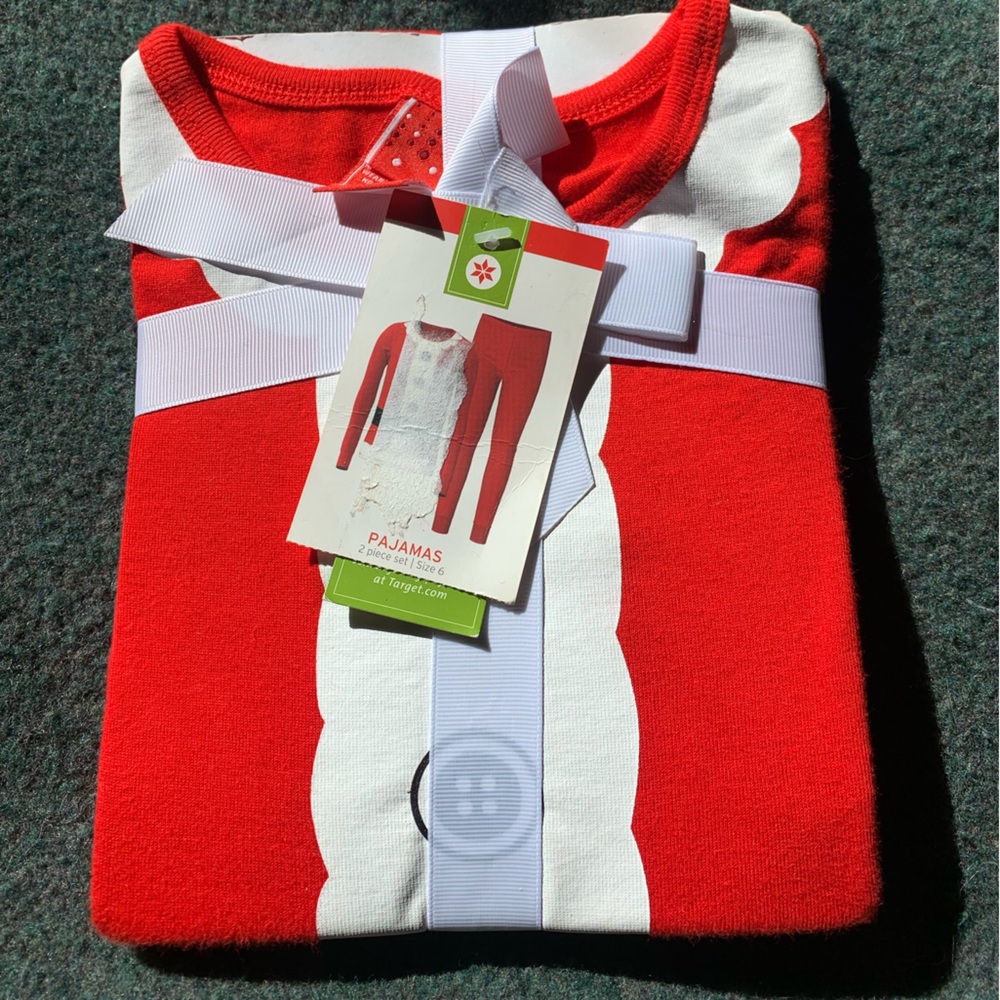 NWT Children’s Christmas Santa Pajama Set from Target Size 6